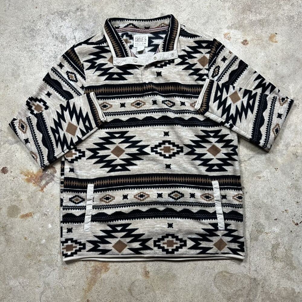 Grove & Hollow Patagonia Style Style Fleece 1/4 Zip Size L